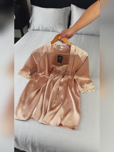 SilkSilky-SA 3/4 Sleeve V Neck رداء الحمام وقميص النوم video 001
