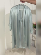 SilkSilky-SA 3/4 Sleeve V Neck رداء الحمام وقميص النوم video 001