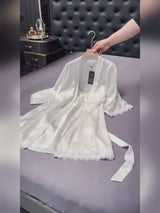 SilkSilky-SA 3/4 Sleeve V Neck رداء الحمام وقميص النوم video 001