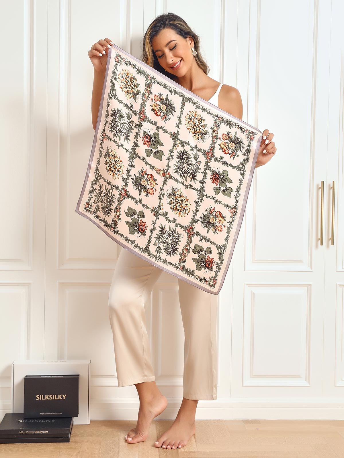 [P053] SilkSilky-SA الحرير الخالص Scarf 002,